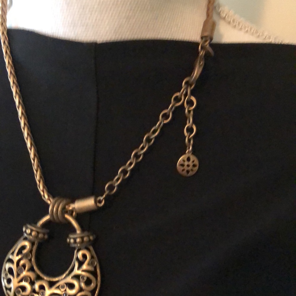 Necklace - Picture 3 of 4